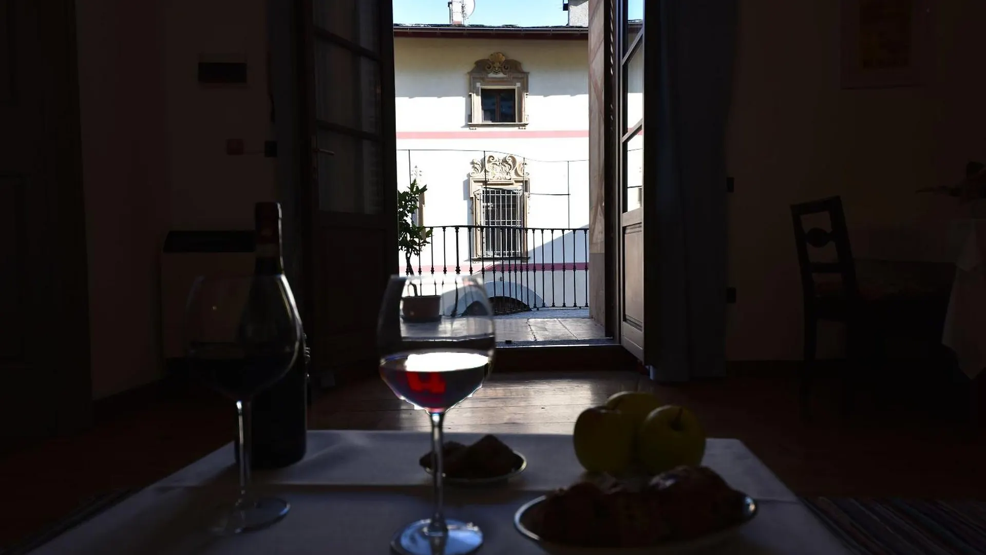 Il Drago Al Roseto Del Drago Villa San Bernardo  Italy